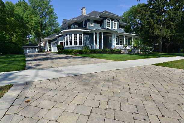 Best Driveway Resurfacing Pavers  in Hudson, IA